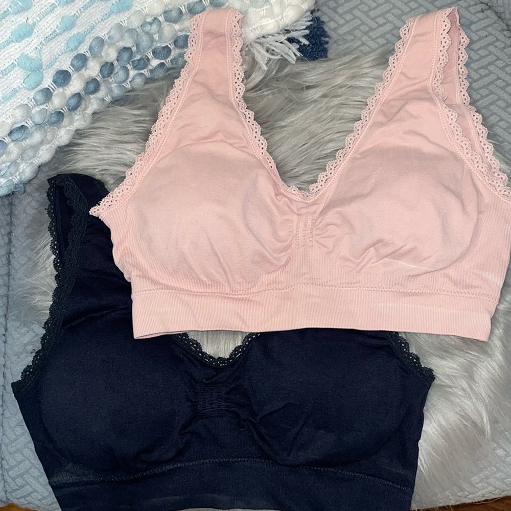 Set of 2 Daisy Fuentes Sport Bras